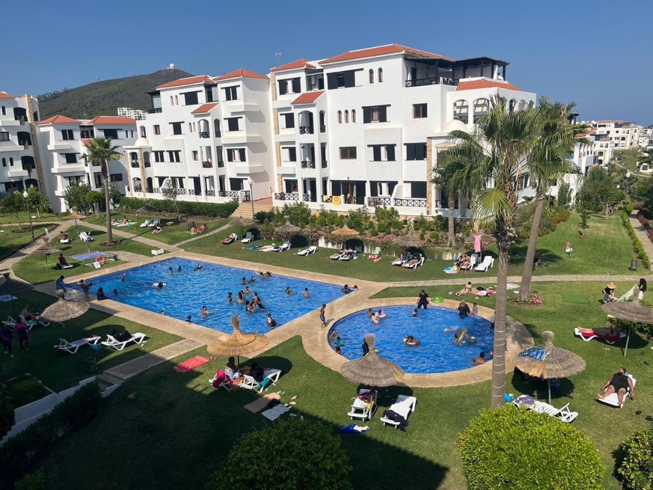 Lilac'S Garden Vue Piscine M'Diq Rom bilde