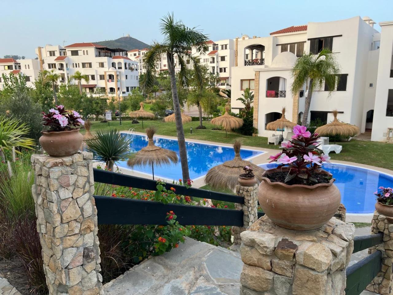 Lilac'S Garden Vue Piscine M'Diq Rom bilde